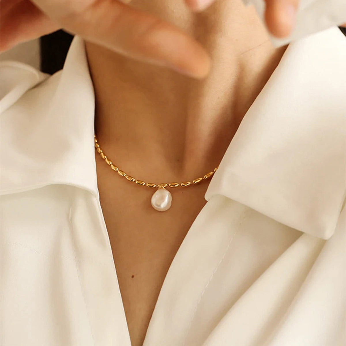 18K Gold PlatedPearl Necklace,Handmade Dainty Pearl Chain Pendant Necklace Jewelry Gift for Women