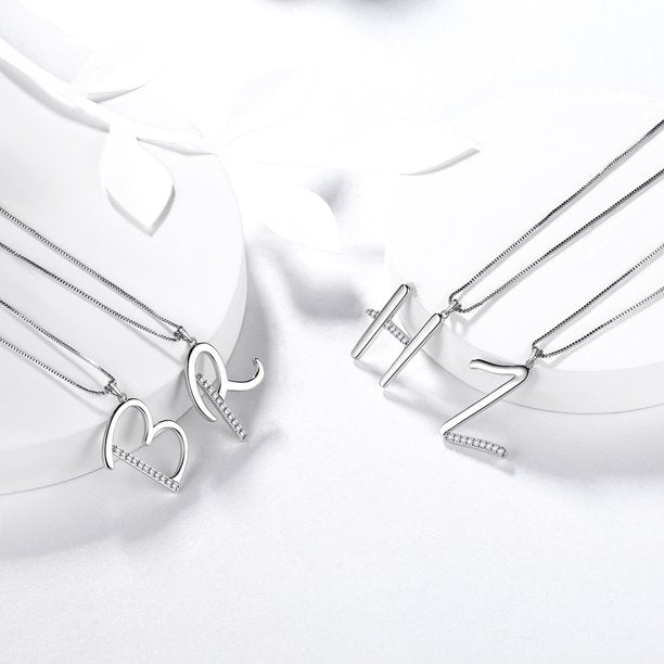Beautlace Collier avec lettres initiales – Argent sterling 925 avec pendentif personnalisé avec nom de l'alphabet et cristal CZ, bijoux pour la fête des mères, la Saint-Valentin, Noël, un anniversaire, pour sa maman, sa femme, sa petite amie 