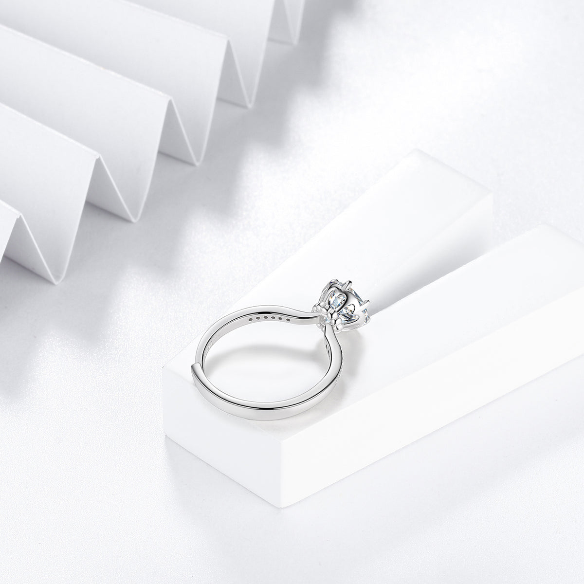 Beautlace Classic 1Ct Moissanite Solitaire Engagement Ring for Women,Wedding Band 925 Sterling Silver with 18K Gold Plated Adjustable 6 Prong Round Diamond Ring,Promise Wedding Rings
